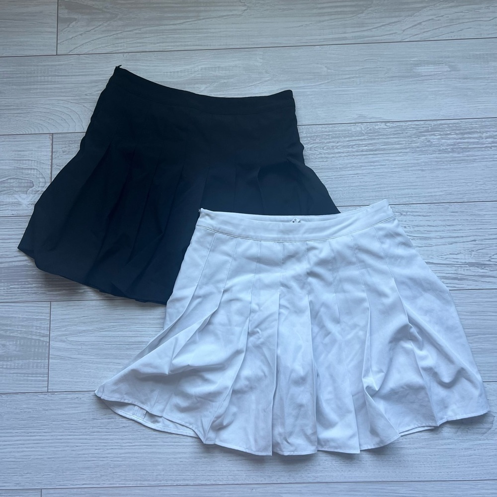 set of two pleated halara tennis skirts